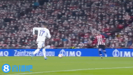 LPL最能“宫斗”战队诞生！连换八位首发选手，终于拿到全球首胜