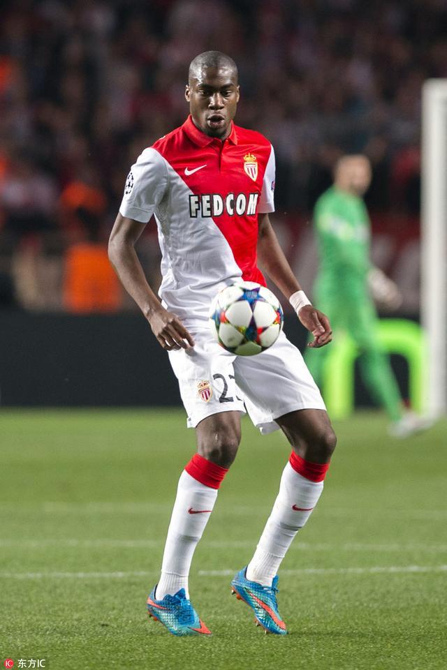 [NBA]杨瀚森强打篮下造成犯规 两罚全中