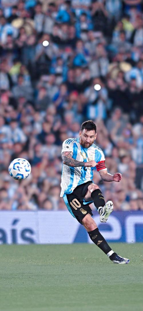 快船雄鹿达成6换1交易，仅一夜小卡字母哥联手争冠！