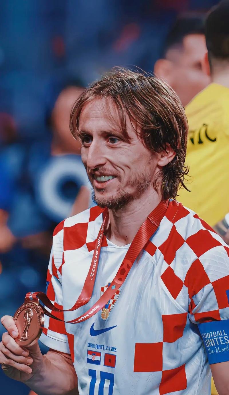 越来越卷的真人互动游戏赛道，《失业了，我获得了亿万游戏财产！》靠什么能杀出重围