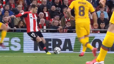 辽宁男篮延续连胜 内线优势明显