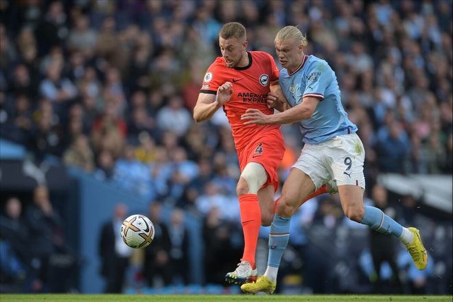 库里6记三分轰27+10 又创历史纪录